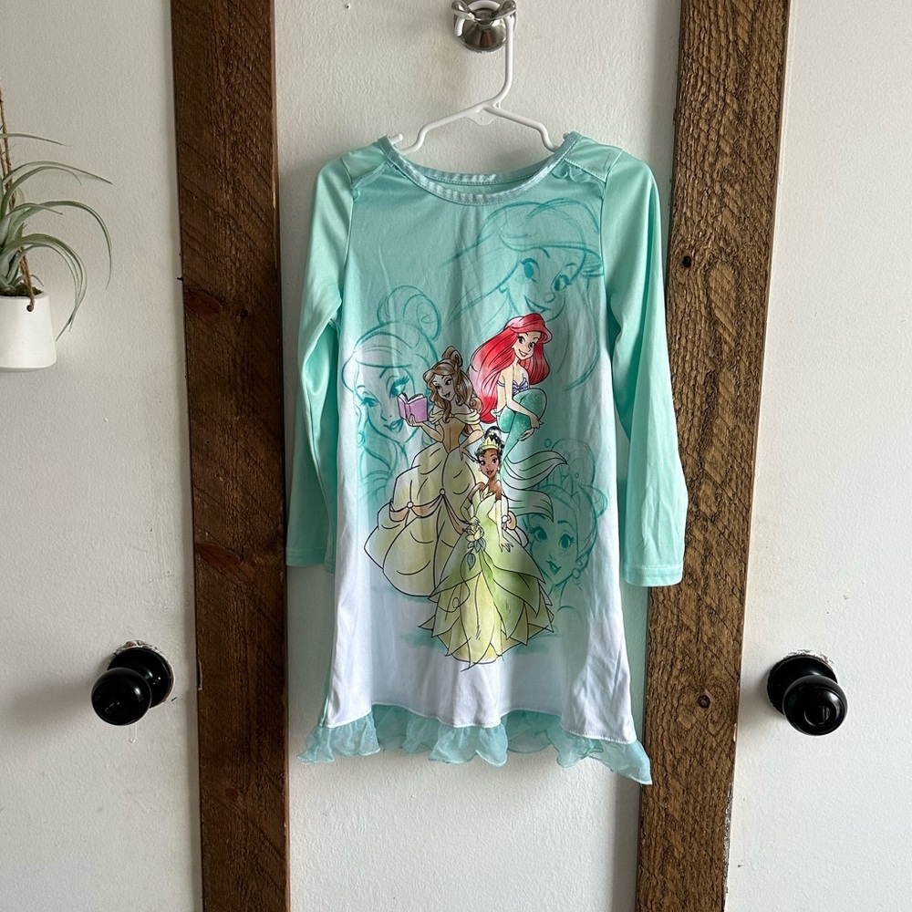 Disney Girls Princesses Long Sleeve Cozy Silky Nightgown Pajamas size 6